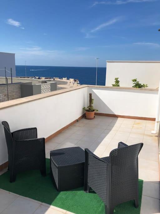 La Casa Di Gio Con Terrazzino Panoramico Apartman Polignano a Mare Kültér fotó